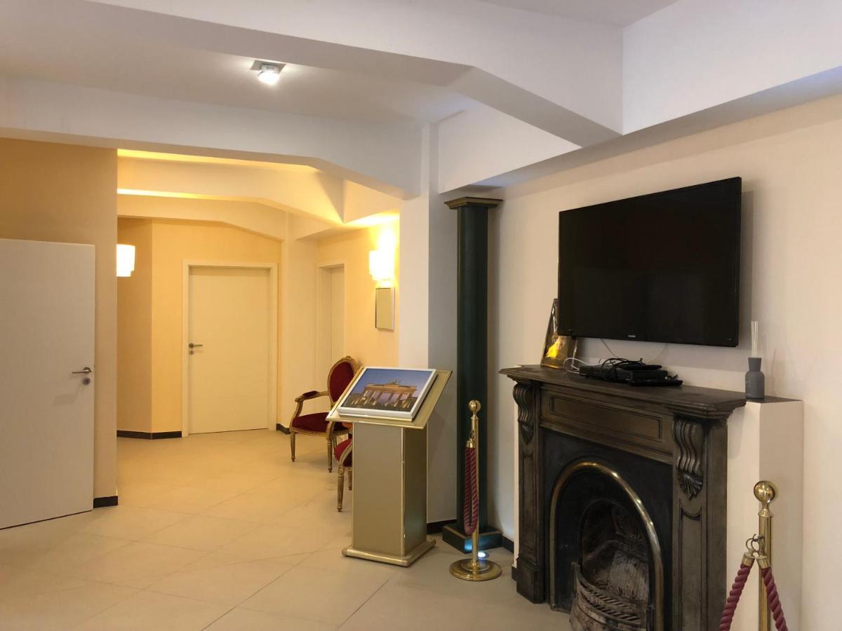 Park Apart Hotel Gatower Str. Берлин Экстерьер фото