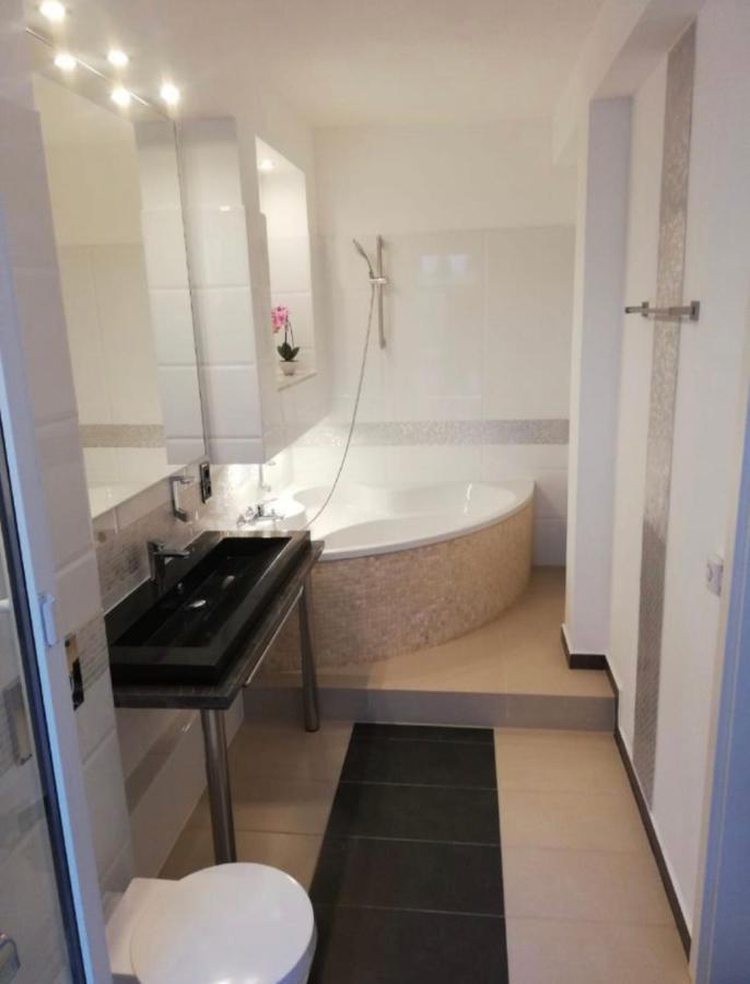 Park Apart Hotel Gatower Str. Берлин Экстерьер фото