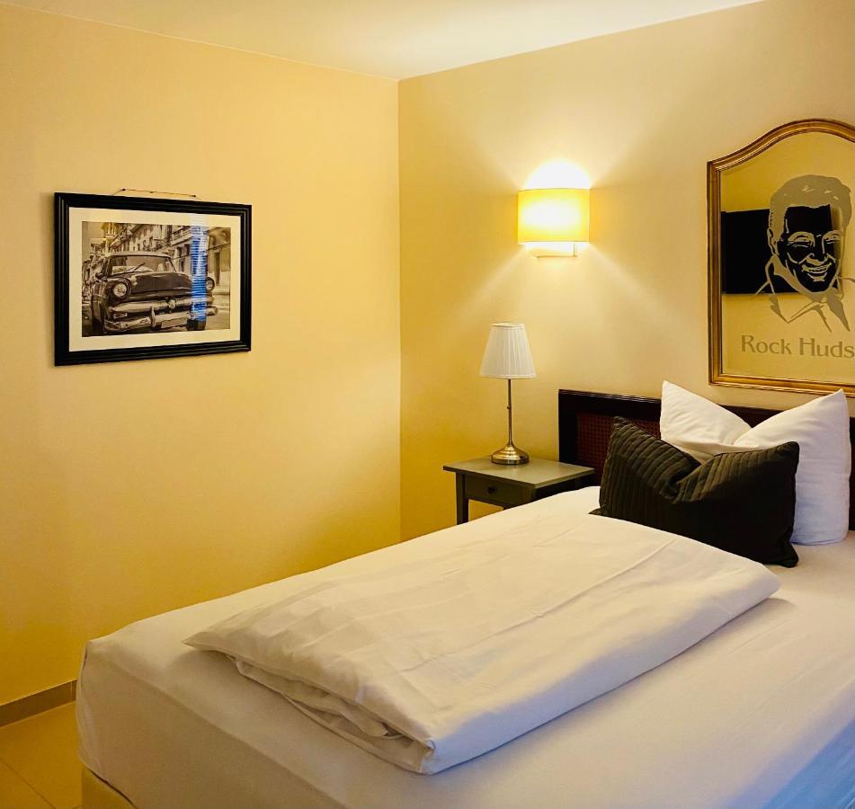 Park Apart Hotel Gatower Str. Берлин Экстерьер фото